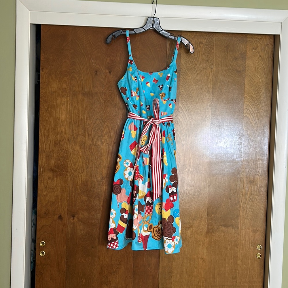 Disney dress shop sweet treats pin up dress retired